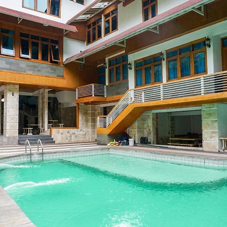 Oyo 1209 Tirtasari Nice Guesthouse Bandung Luaran gambar