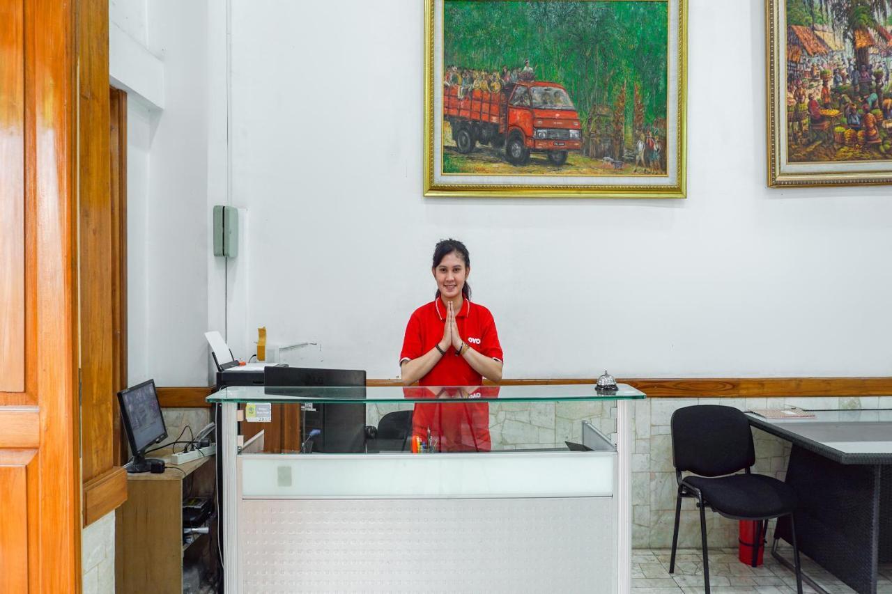 Oyo 1209 Tirtasari Nice Guesthouse Bandung Luaran gambar