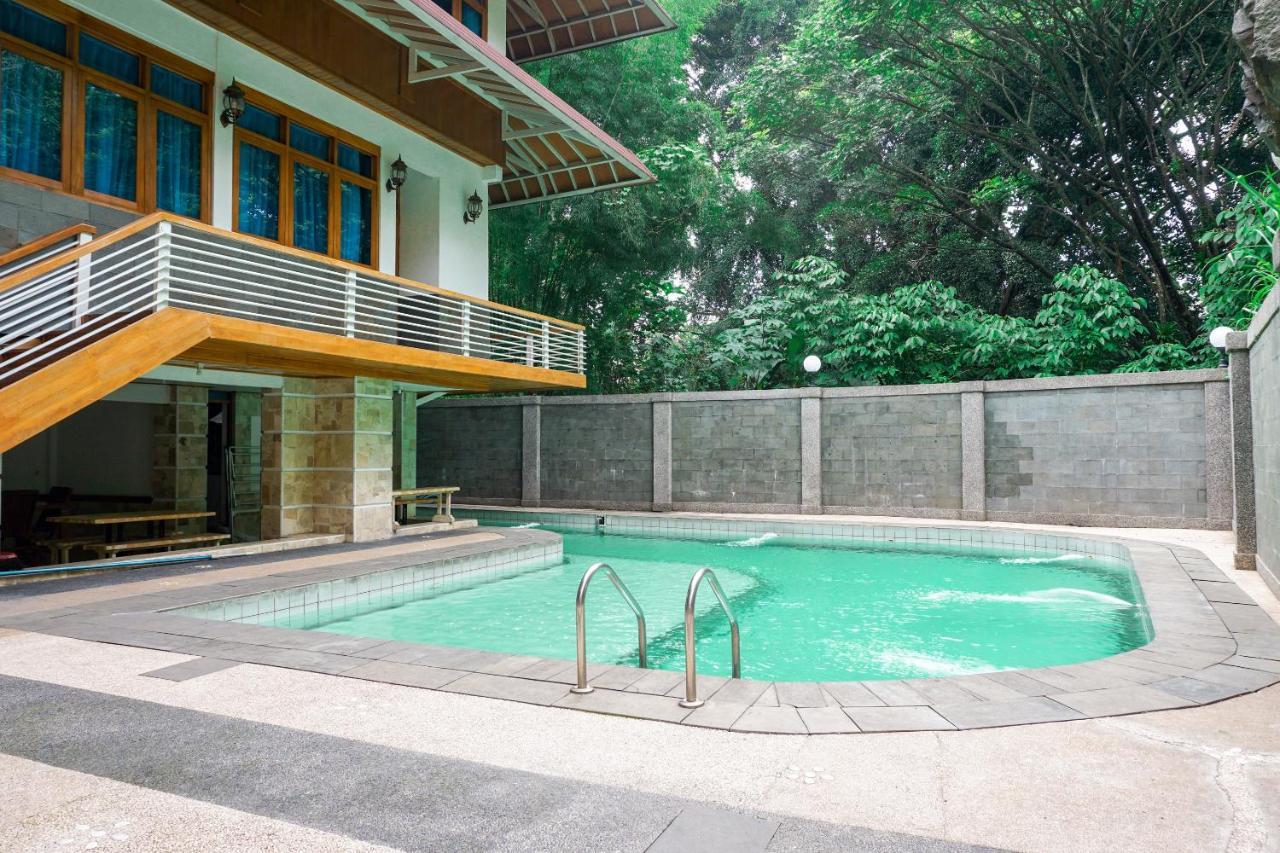 Oyo 1209 Tirtasari Nice Guesthouse Bandung Luaran gambar