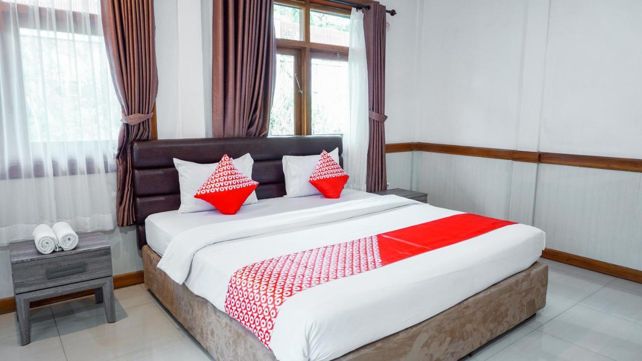 Oyo 1209 Tirtasari Nice Guesthouse Bandung Luaran gambar