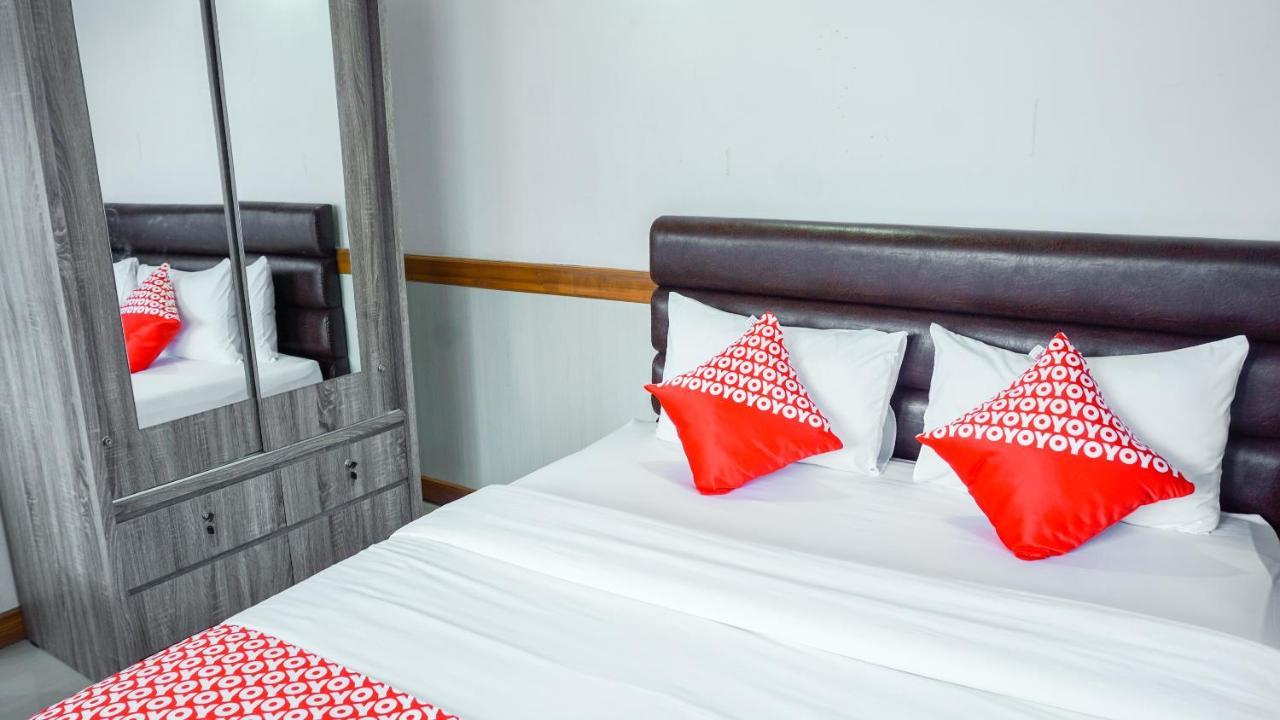 Oyo 1209 Tirtasari Nice Guesthouse Bandung Luaran gambar