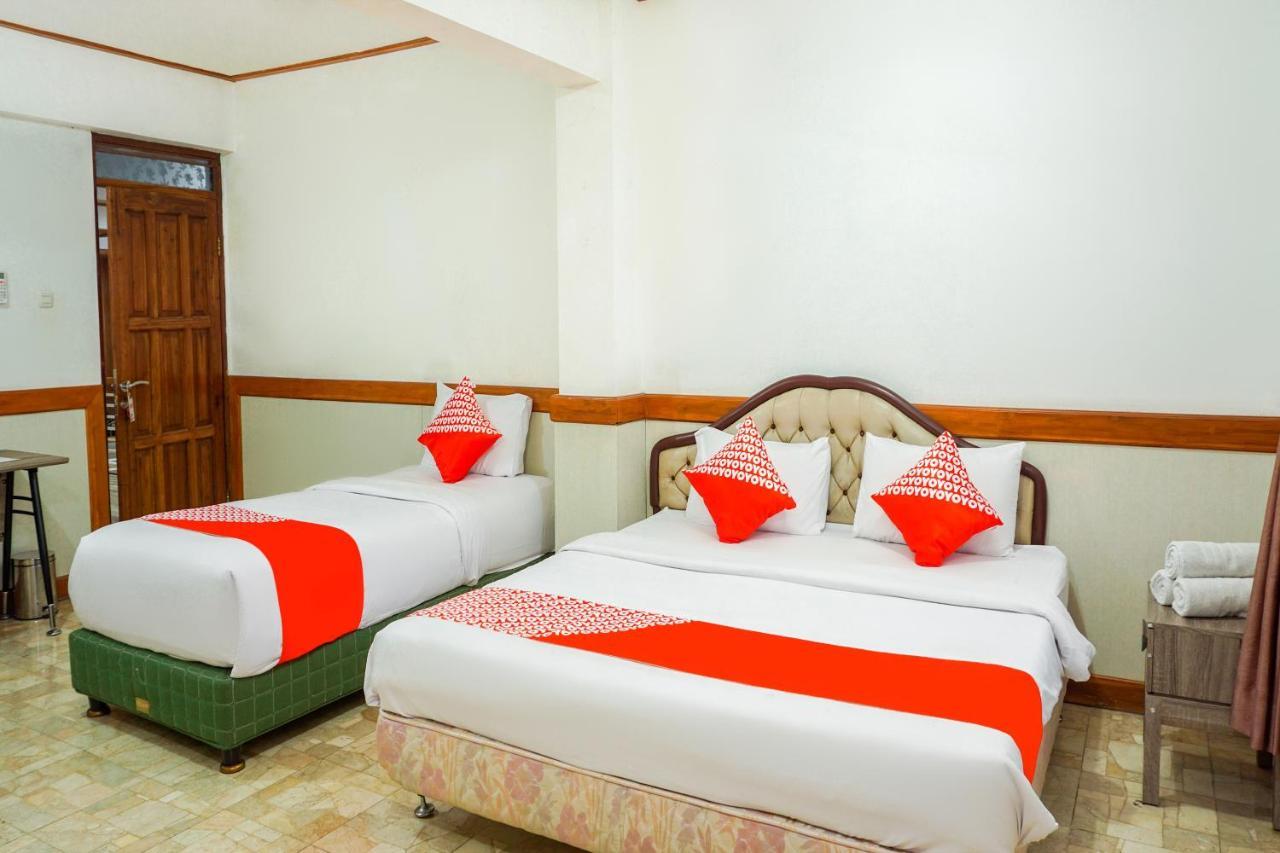 Oyo 1209 Tirtasari Nice Guesthouse Bandung Luaran gambar