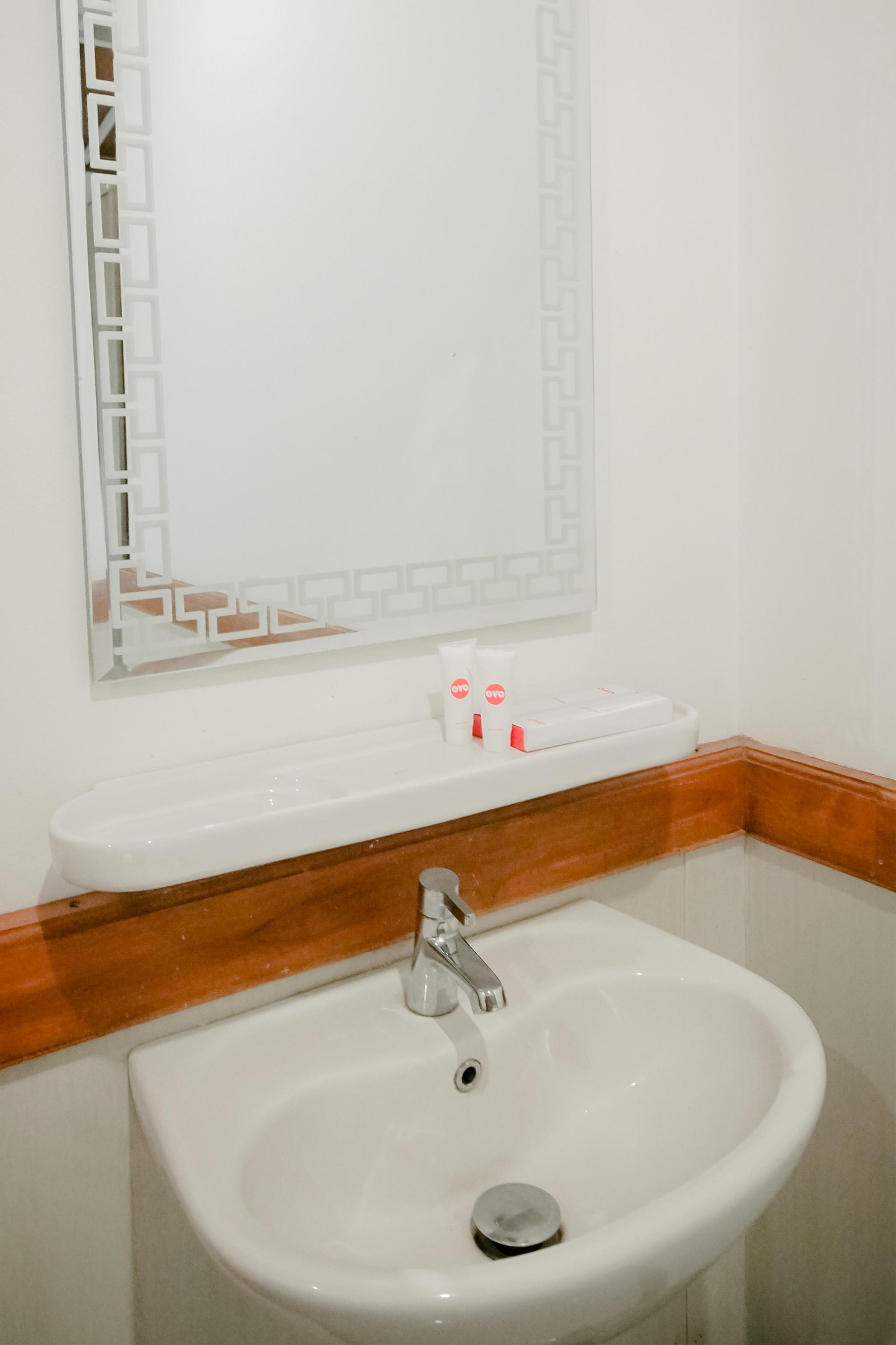 Oyo 1209 Tirtasari Nice Guesthouse Bandung Luaran gambar