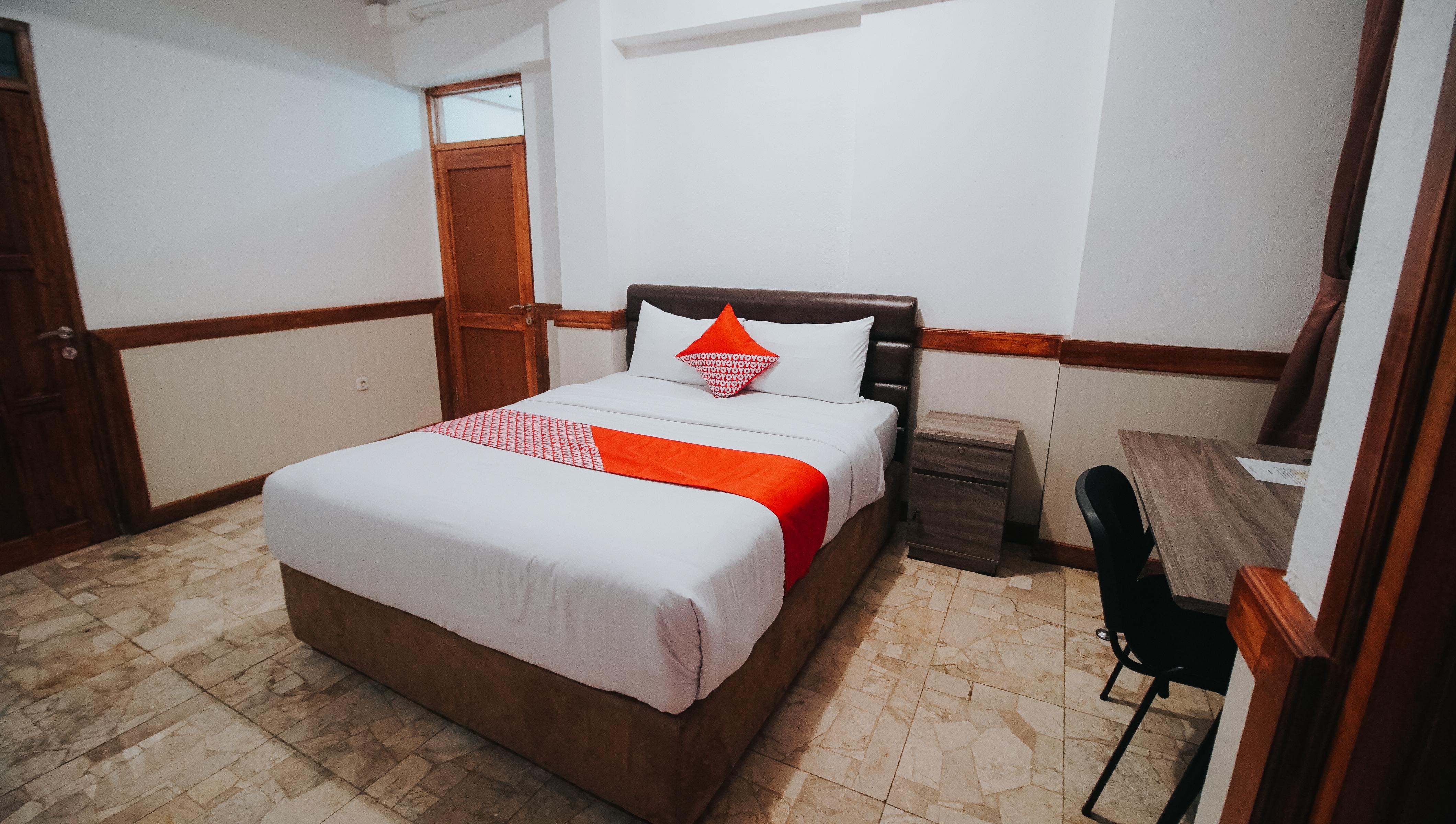 Oyo 1209 Tirtasari Nice Guesthouse Bandung Luaran gambar
