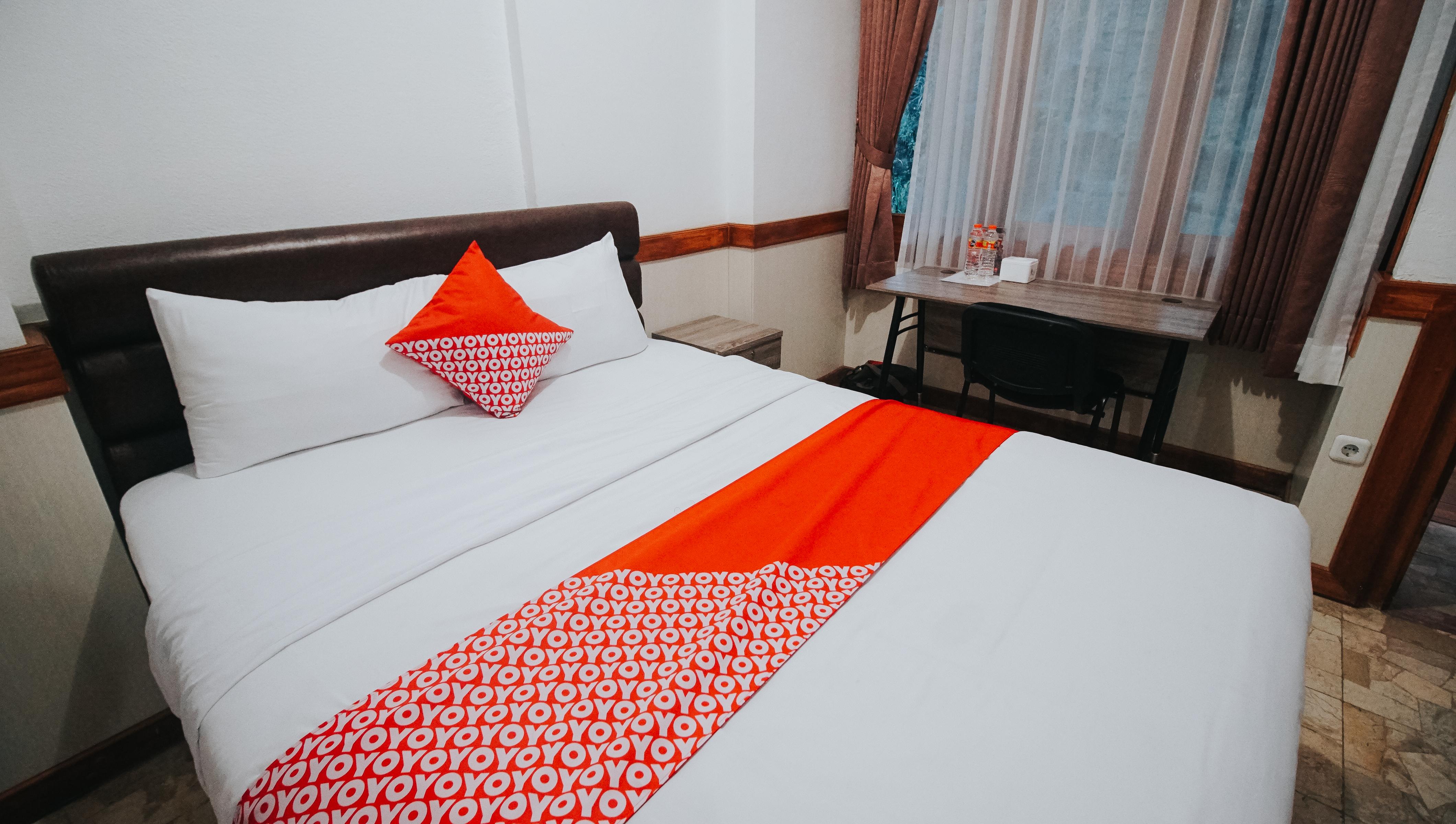 Oyo 1209 Tirtasari Nice Guesthouse Bandung Luaran gambar