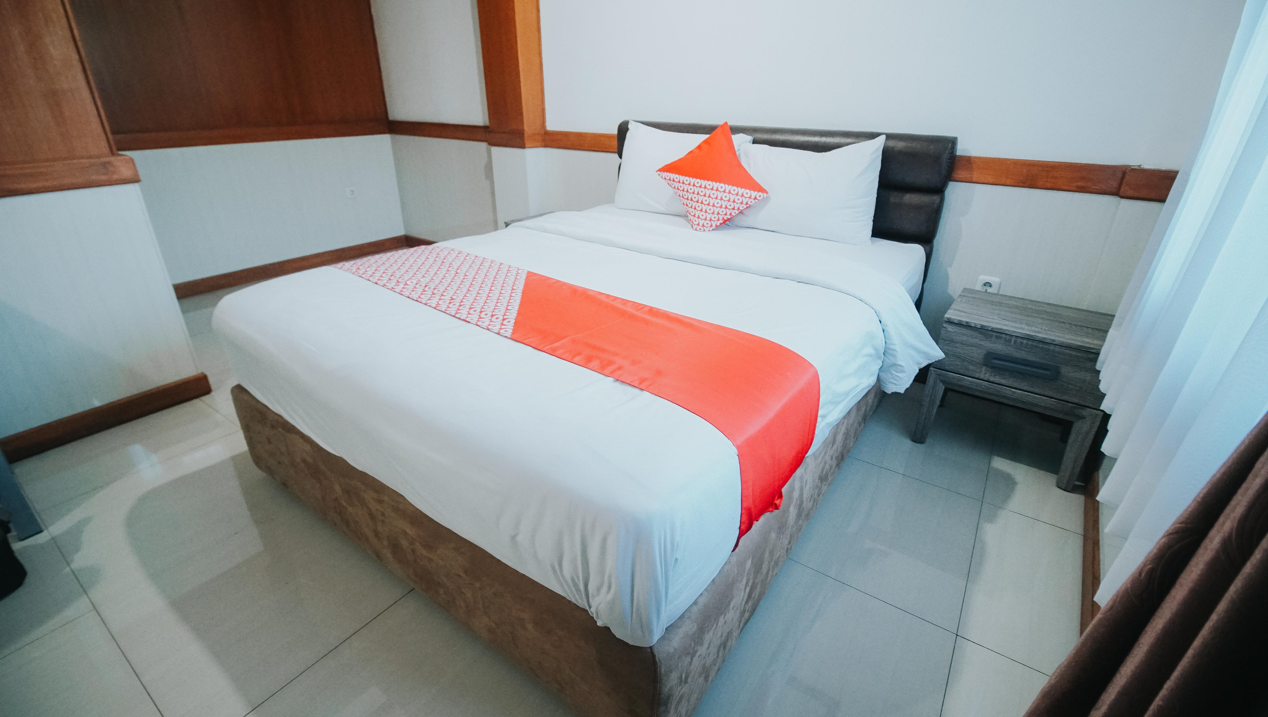 Oyo 1209 Tirtasari Nice Guesthouse Bandung Luaran gambar
