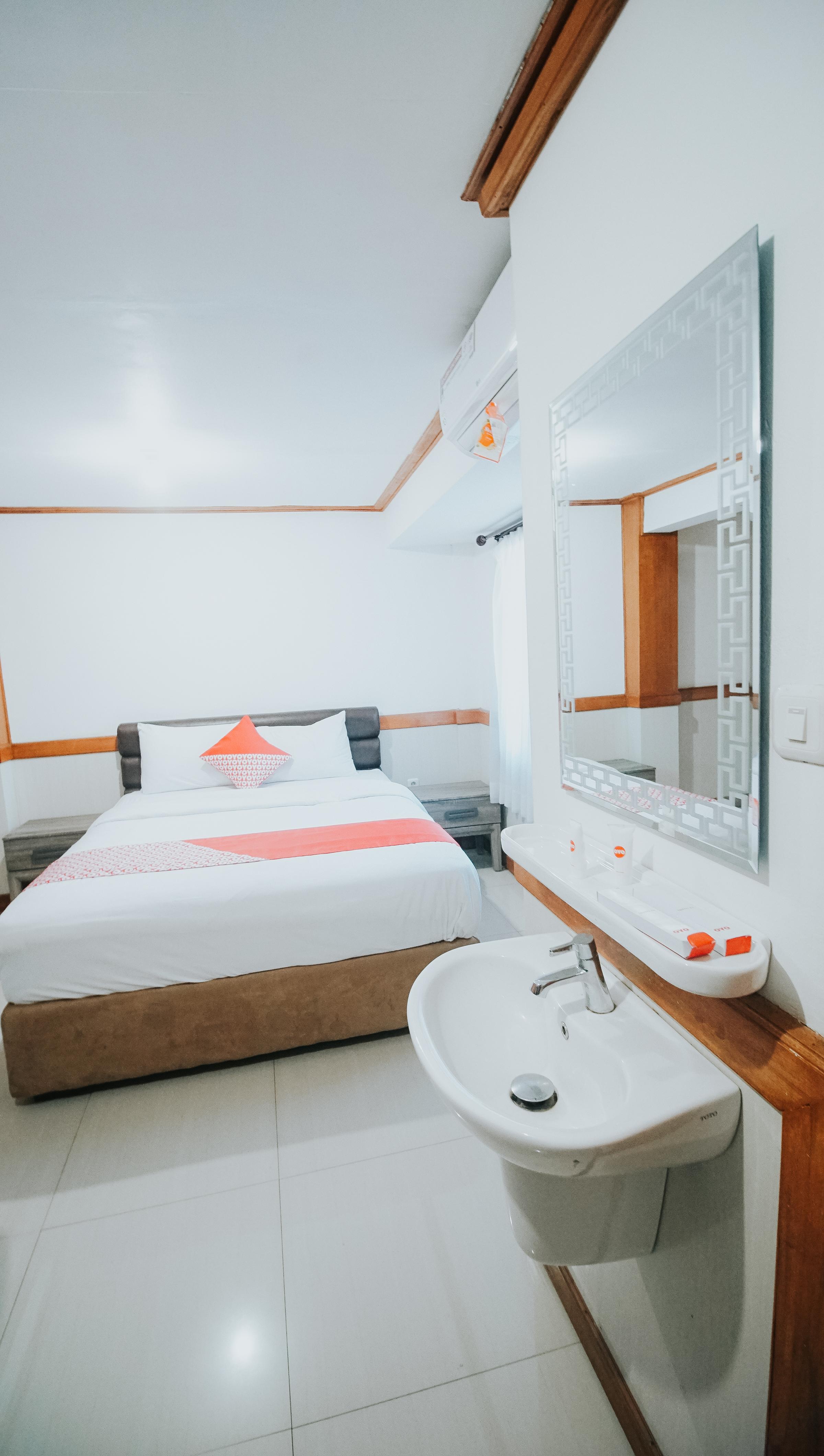 Oyo 1209 Tirtasari Nice Guesthouse Bandung Luaran gambar