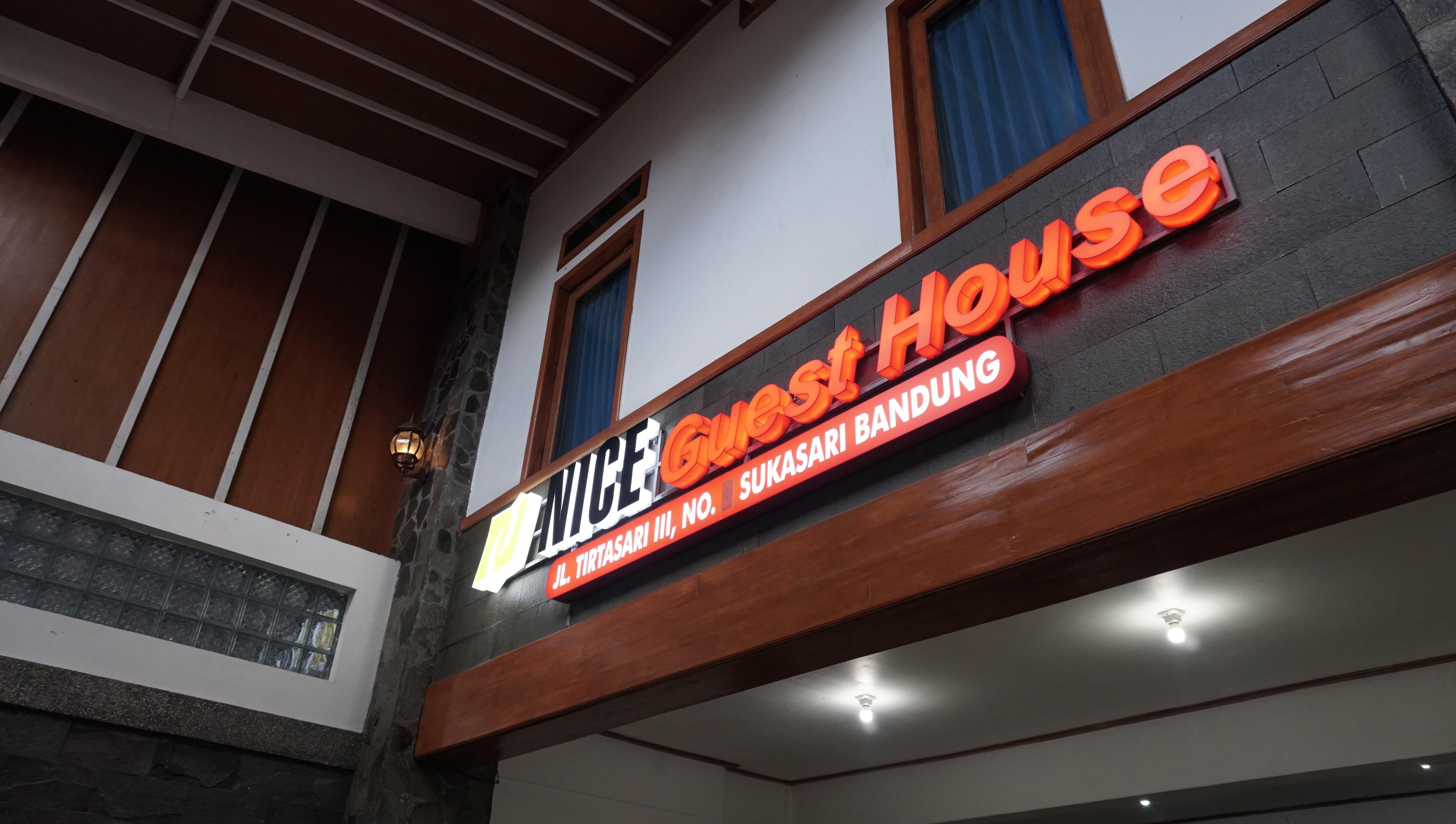 Oyo 1209 Tirtasari Nice Guesthouse Bandung Luaran gambar