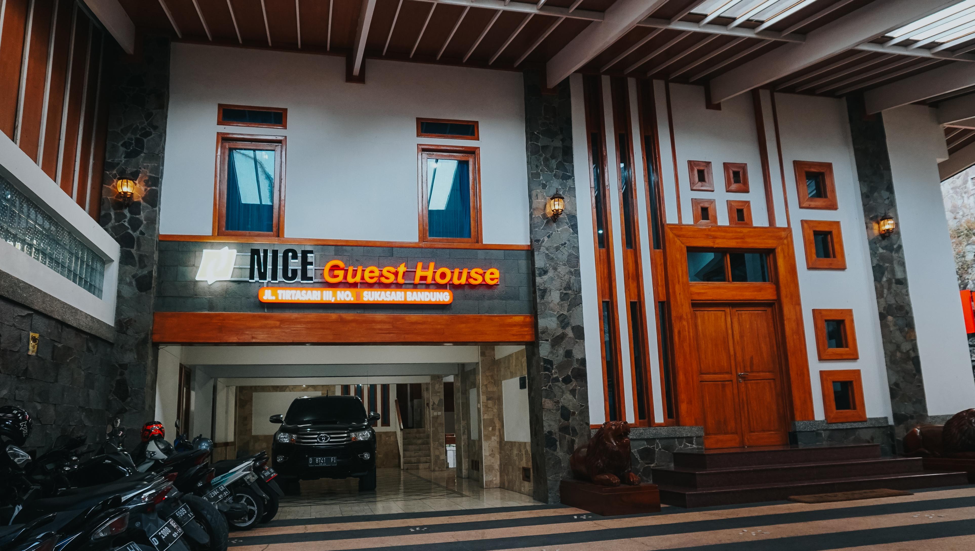 Oyo 1209 Tirtasari Nice Guesthouse Bandung Luaran gambar