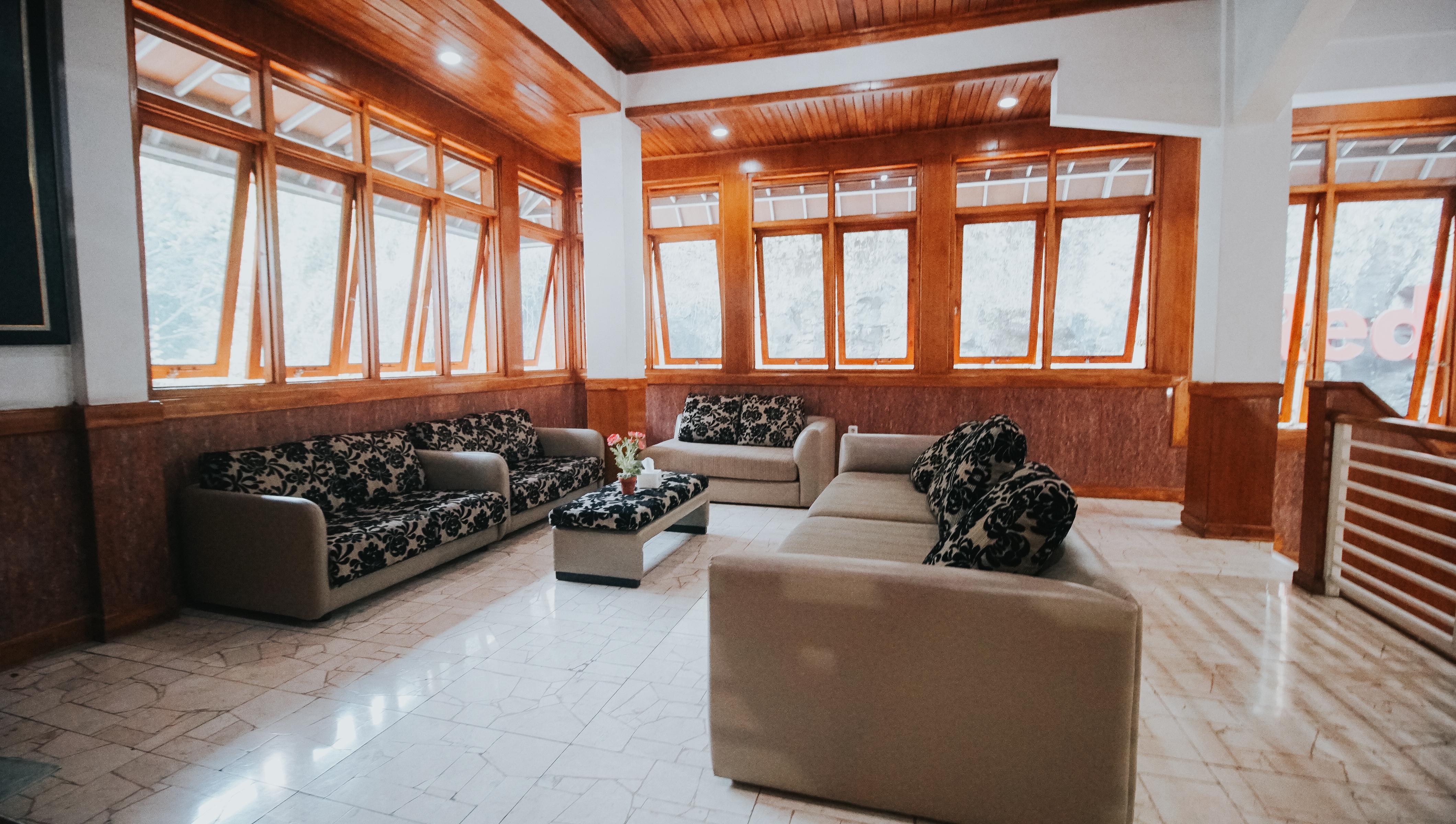 Oyo 1209 Tirtasari Nice Guesthouse Bandung Luaran gambar